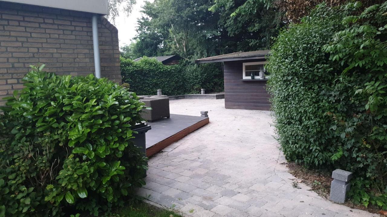 Lake House 74, Luxury Accommodation Ir Sauna Warmond Exteriör bild